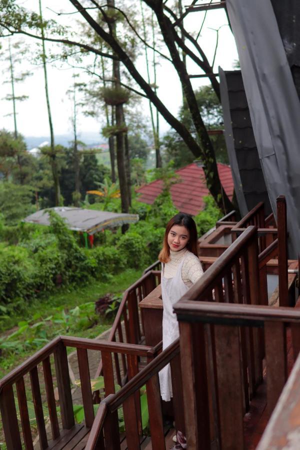 Welirang Forest Pacet Vila Mojokerto Exterior foto